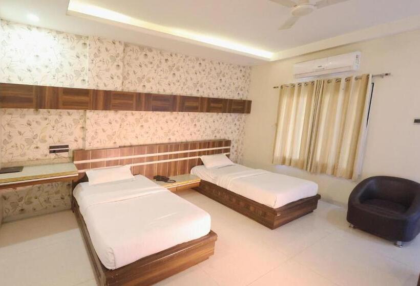 Номер Economy, Sharveen Classic Inn