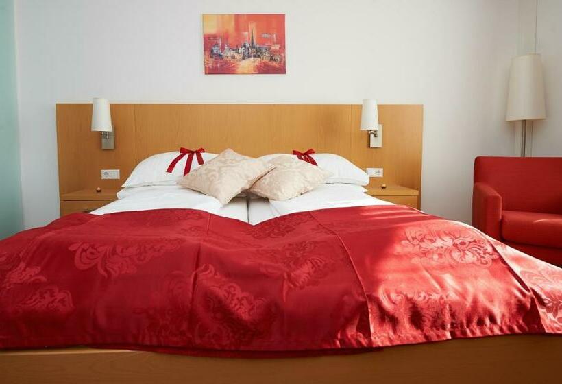 Номер Стандарт, City Hotel Mödling