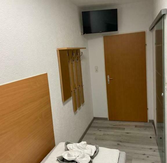 Номер Стандарт Индивидуальный, Gasthaus & Hotel Backhendlstation