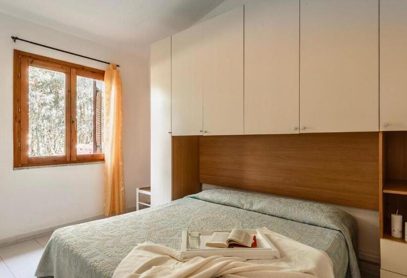 آپارتمان 2 خوابه, Apartments With Air Conditioning And Private Outdoor Area In The Center Of San Teodoro