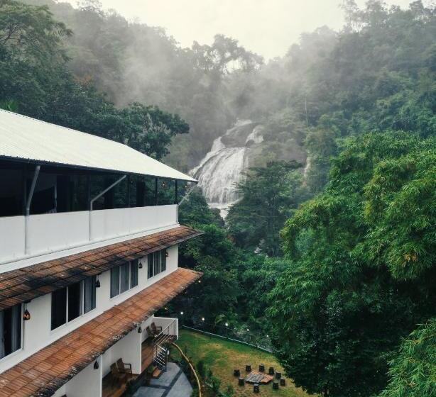Номер Deluxe с Балконом, Nature Cascade Resort