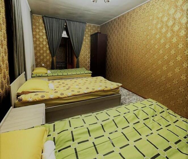 חדר דלוקס לשלושה, Qamar Family Guest House