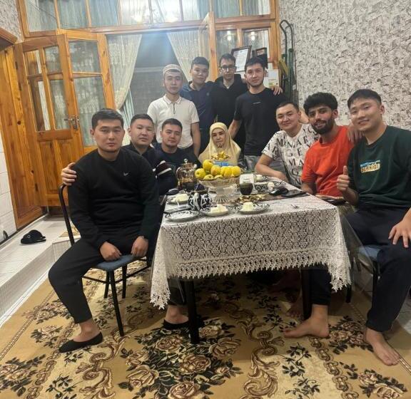 חדר דלוקס, Qamar Family Guest House