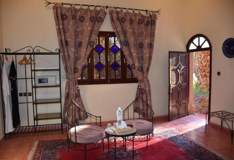 سوییت با چشم‌انداز استخر, Riad Le Petit Jardin
