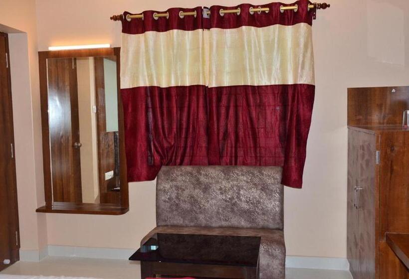 Quarto Deluxe, Ruby House