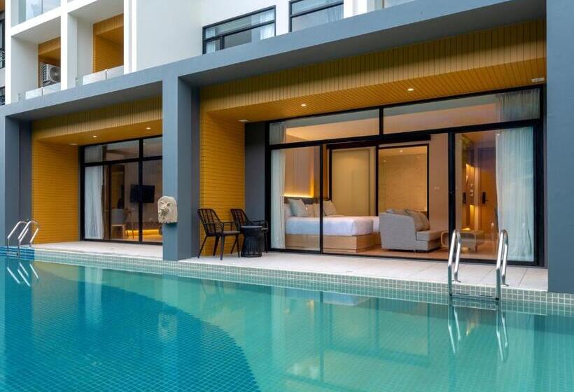 Номер Deluxe, Wyndham Garden Naithon Phuket