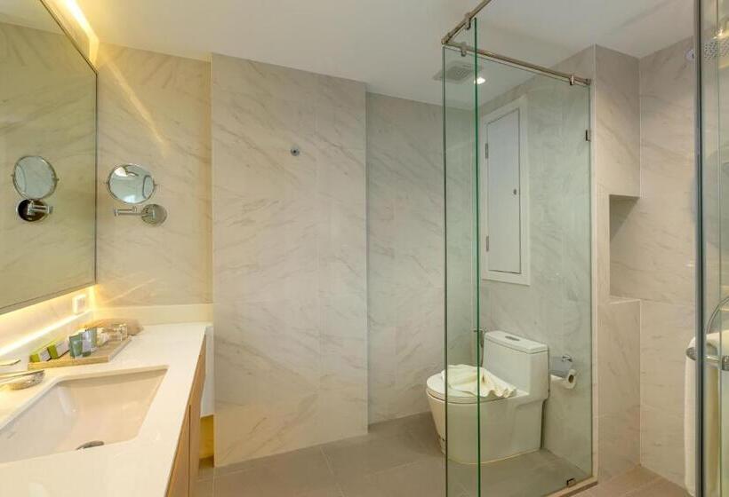 Family Suite, Wyndham Garden Naithon Phuket