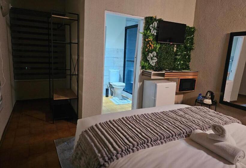 디럭스 룸, Yello Guest House Graskop