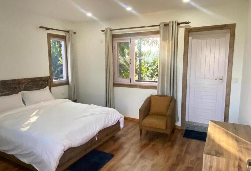 اتاق استاندارد, Ananda Bilas Agro Resort