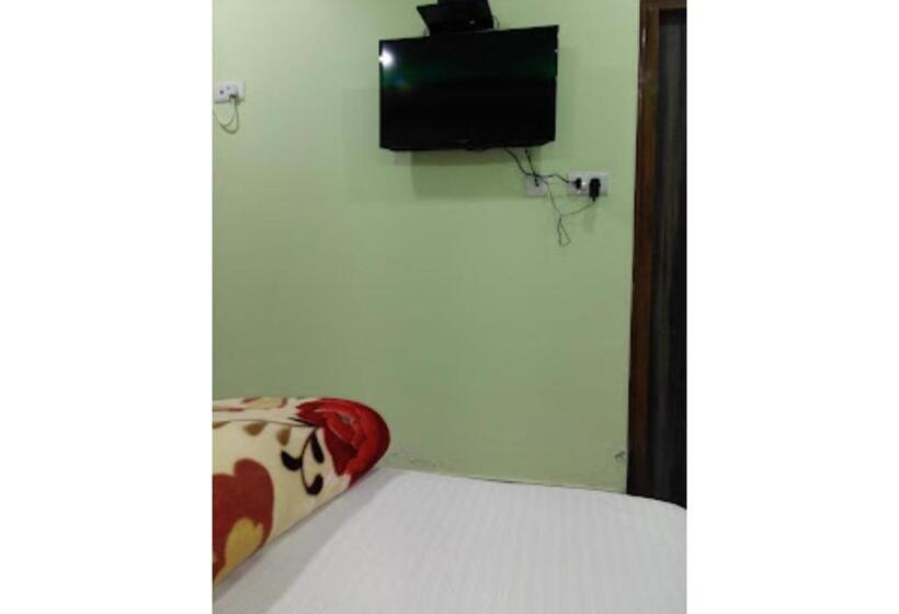 Номер Deluxe, Kajal International Restaurant & Banquet Hall Bihar