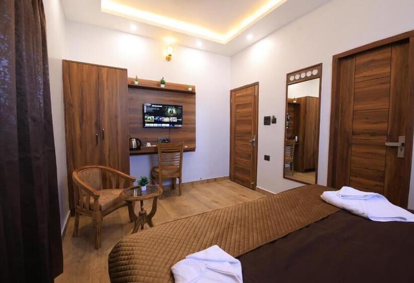 اتاق لوکس, Mahadev Rishikesh