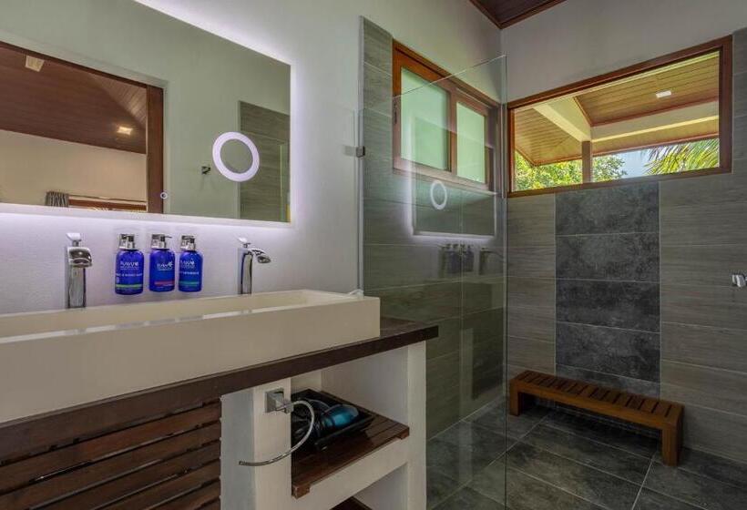 Номер Deluxe Вид на Море, The Tranquilo Lodge, Adult Only, All Meals Included
