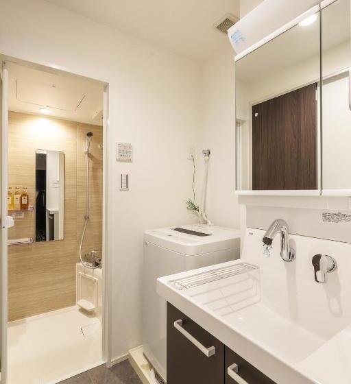 استودیوی استاندارد, 67hotel秋葉原 Direct To Haneda 成田空港 羽田空港直通