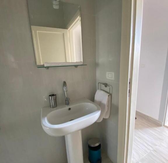 استودیوی استاندارد, E301