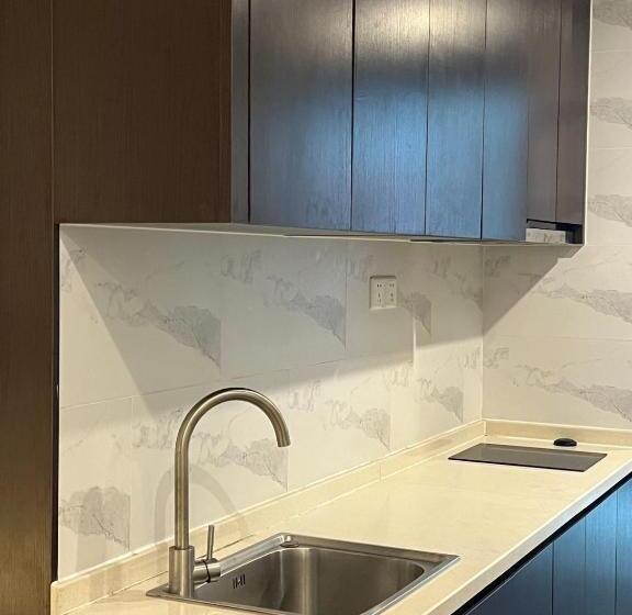 اتاق لوکس با تخت بزرگ, Blue Bay Oceanview Residence