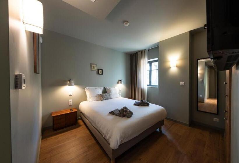 Апартаменты 1 Спальня с Террасой, Hôtel Du Domaine Saint Loup