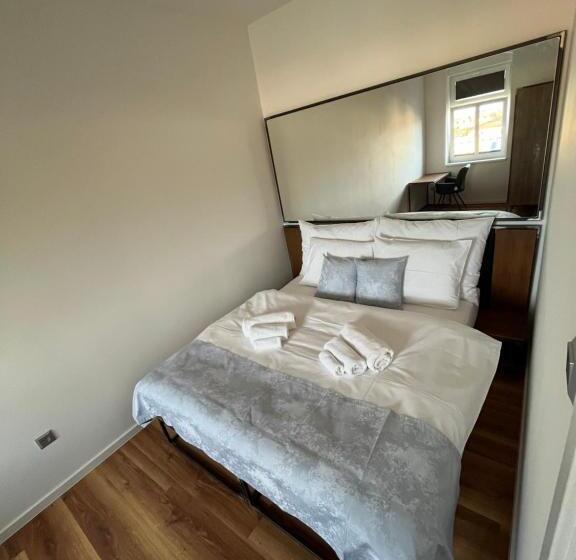 Люкс Вид на Сад, Apartmány Malé Náměstí, Broumov