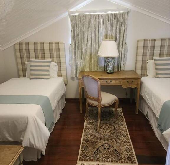 اتاق استاندارد, Stone Town Guesthouse