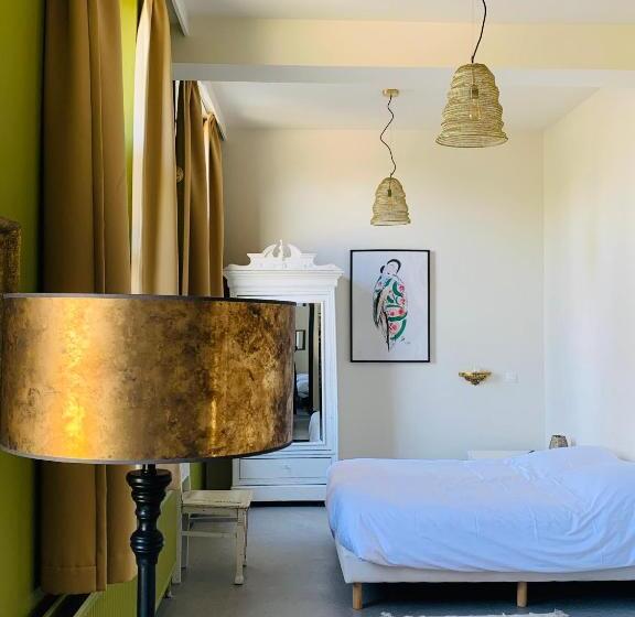 가든 전망 스위트, De Lotuspoort Met Mihr S B&b In De Abdij Van Bornem
