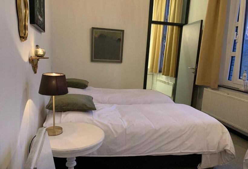 트리플 클래식 룸, De Lotuspoort Met Mihr S B&b In De Abdij Van Bornem