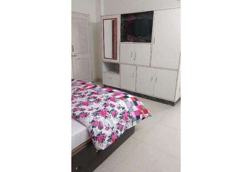 스탠다드 룸, Ds Cottage, Shimla