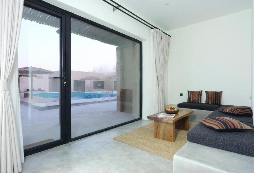 Номер Стандарт Вид на Бассейн, South Zhongwei Resort