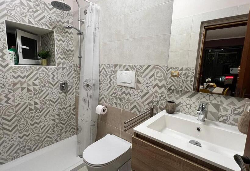 Quarto Estandar, Casa Di Mirto