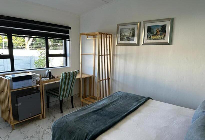 Номер Стандарт, Zuri Place