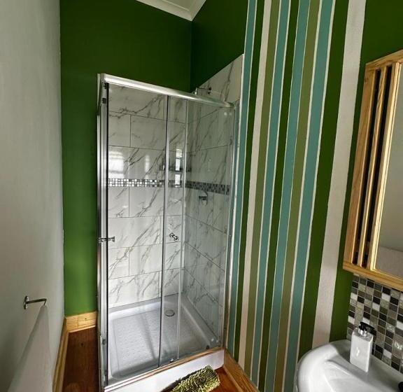 Номер Deluxe, Zuri Place