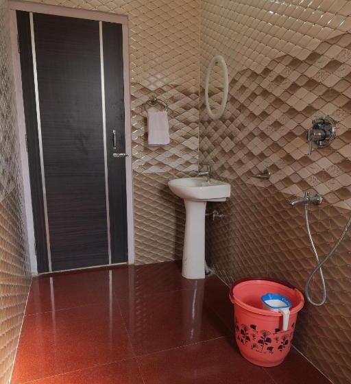 Апартаменты 2 Спальни, The Transit Stay Guwati