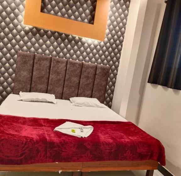 Номер Стандарт, Kanchan Kesari Palace, Ujjain