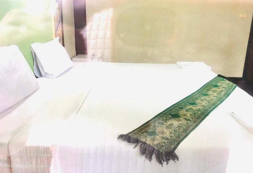 디럭스 룸, The Relax Resort