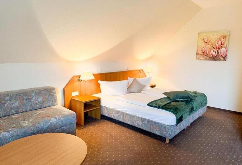 غرفة ديلوكس مزودة بشرفة, Harzhotel Grünett