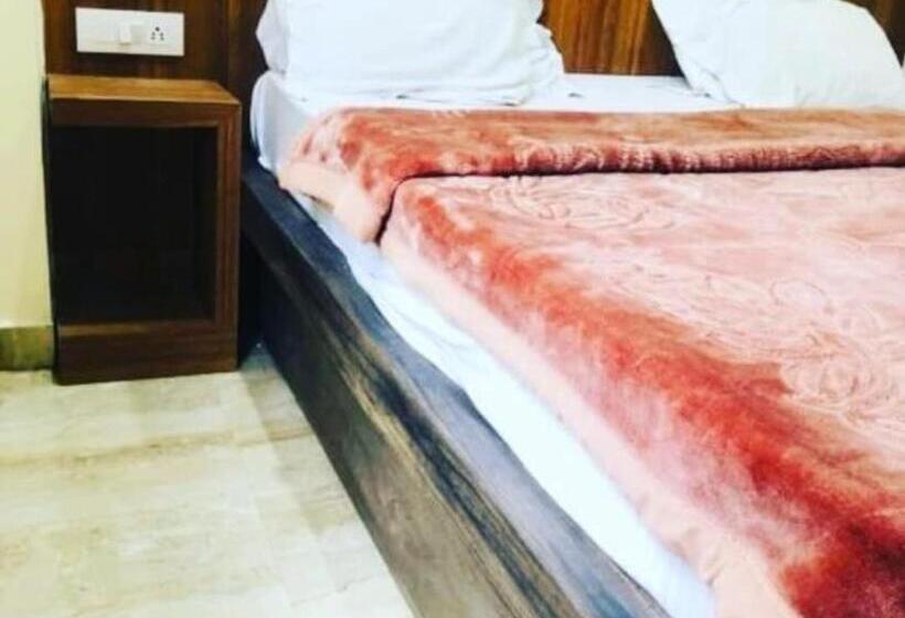 Номер Стандарт Вид на Горы, Mcleodganj Inn Yogi