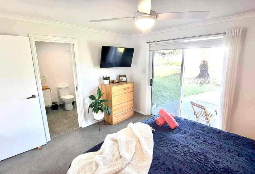 스탠다드 룸 킹사이즈 침대, Rr Guest Rooms