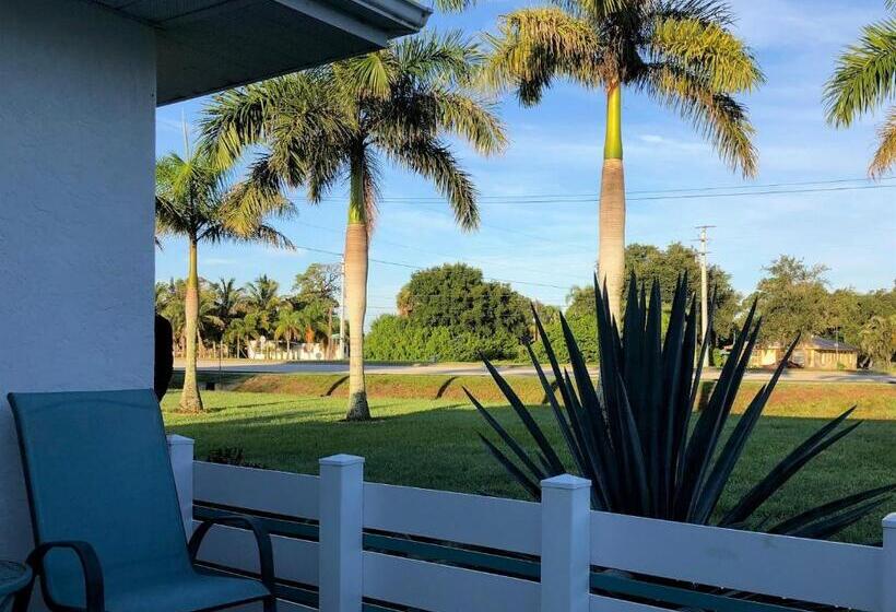 Quarto Estandar, Addy's Villas