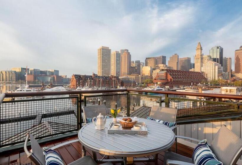 Penthouse Kamer, Boston Yacht Haven