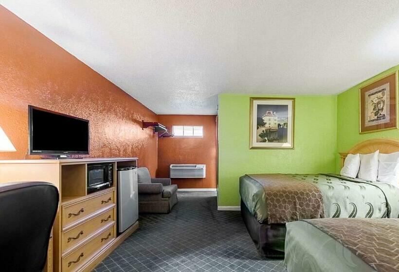 Номер Стандарт, Highway Inn