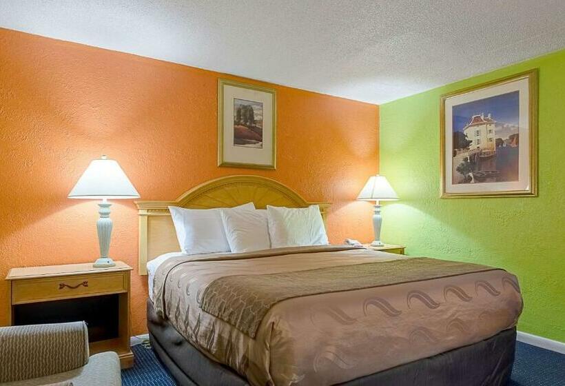 غرفة قياسية سرير كينج, Highway Inn