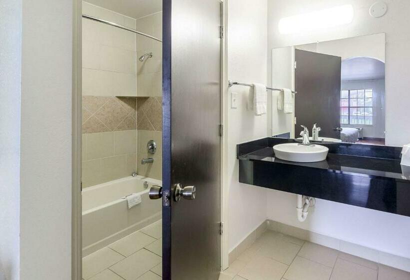 Номер Deluxe Кровать Кинг, Motel 6 Canton, Tx