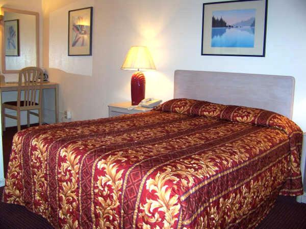标准间, Townhouse Motel