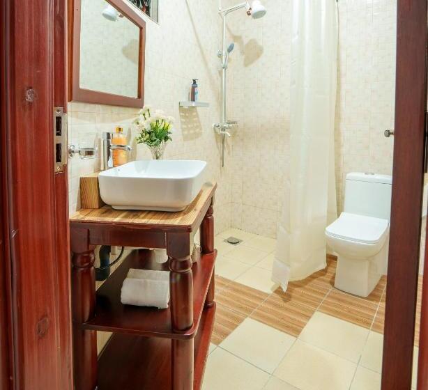 اتاق اکونومی, Sprunger Avenue   Tulia Homes