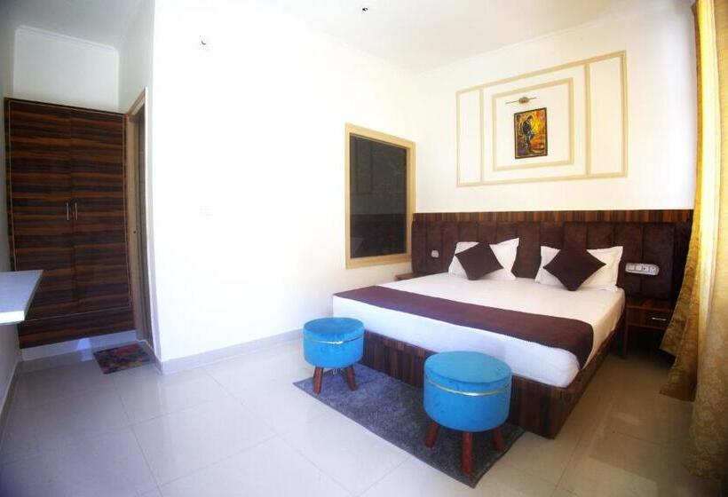 수피리어 룸, Chopta House Hotel And Restaurant
