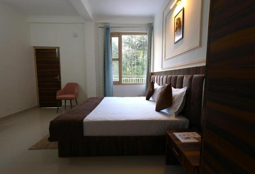 패밀리 스위트, Chopta House Hotel And Restaurant