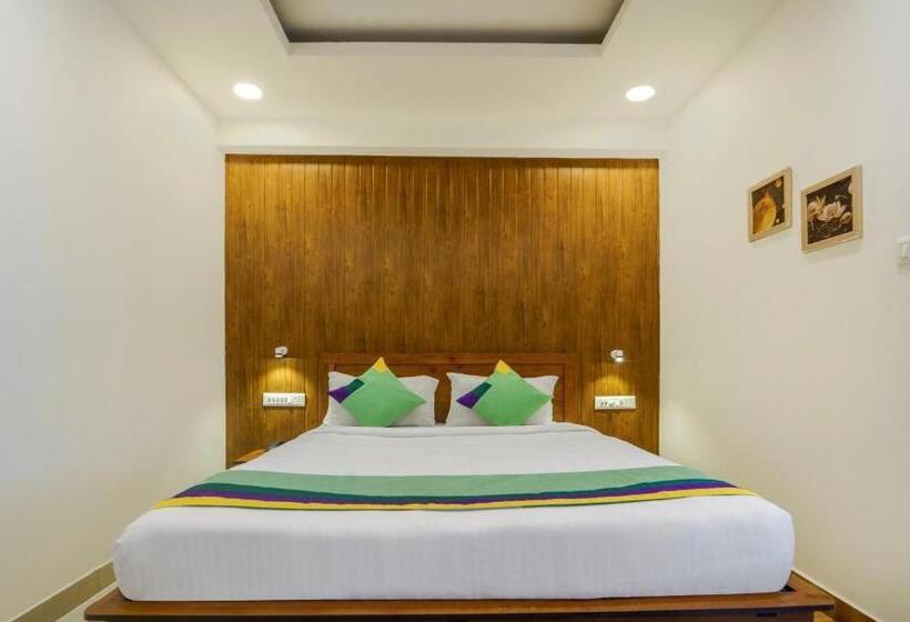 Quarto Estandar, Treebo Park Palace