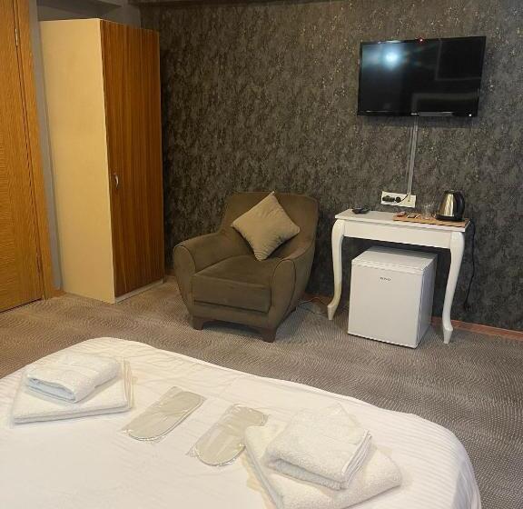 غرفة قياسية, Ufuk Otel