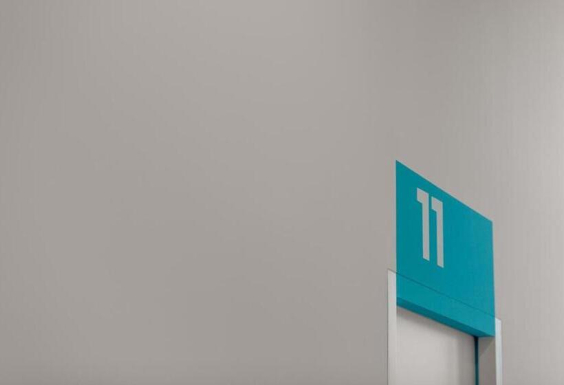 Quarto Deluxe, 11+1 By Tumo