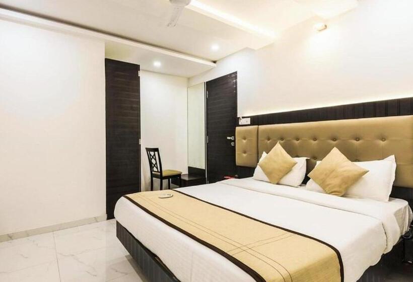 חדר דלוקס, Bkc Palace Inn   Jio World Convention Center And Us Visa Center హోటల్ బి కే సి ప్యాలెస్ ఇన్