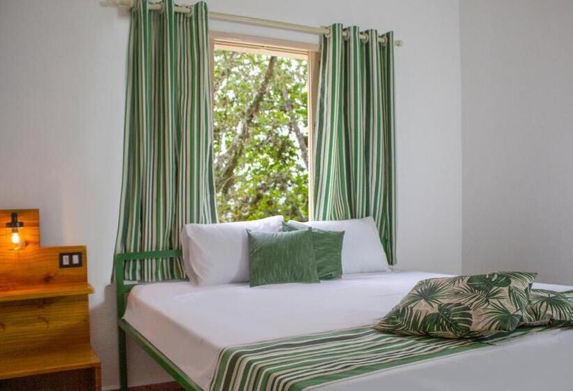 스탠다드 4인용 룸 바다전망, Green Haven Hostel Ilha Anchieta