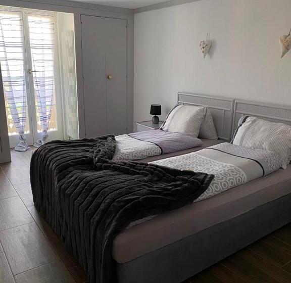 Номер Deluxe с Балконом, Lake Rooms